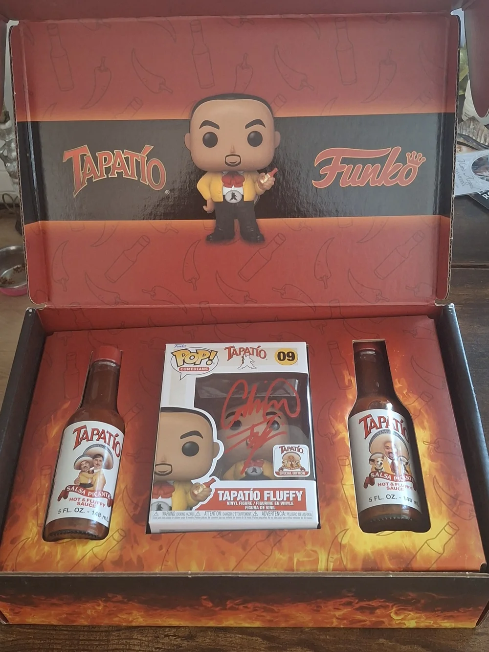 Funko POP! Tapatío Fluffy Figure with Red Signature - Picture 2 of 5